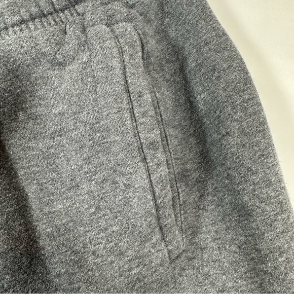 Nike Men's Gray Athletic Shorts Sz M - Picture 4 of 7